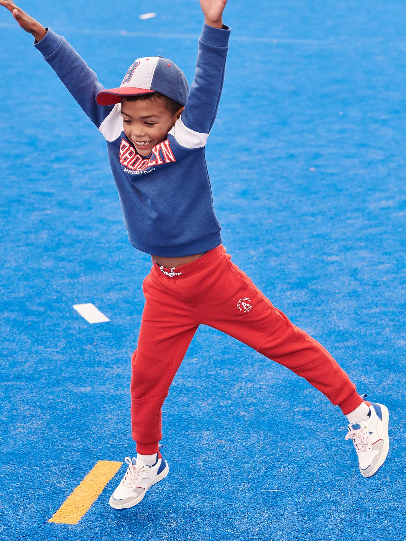 https://kids-avenue.com.ua/pages/gallery/5780/pantalon-jogging-athletic-garcon-en-molleton (12).jpg